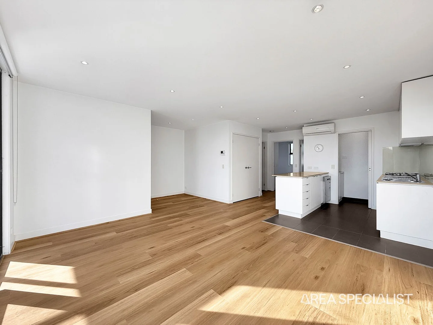 Additional image 2 of 10/219 Watton Street, Werribee VIC 3030