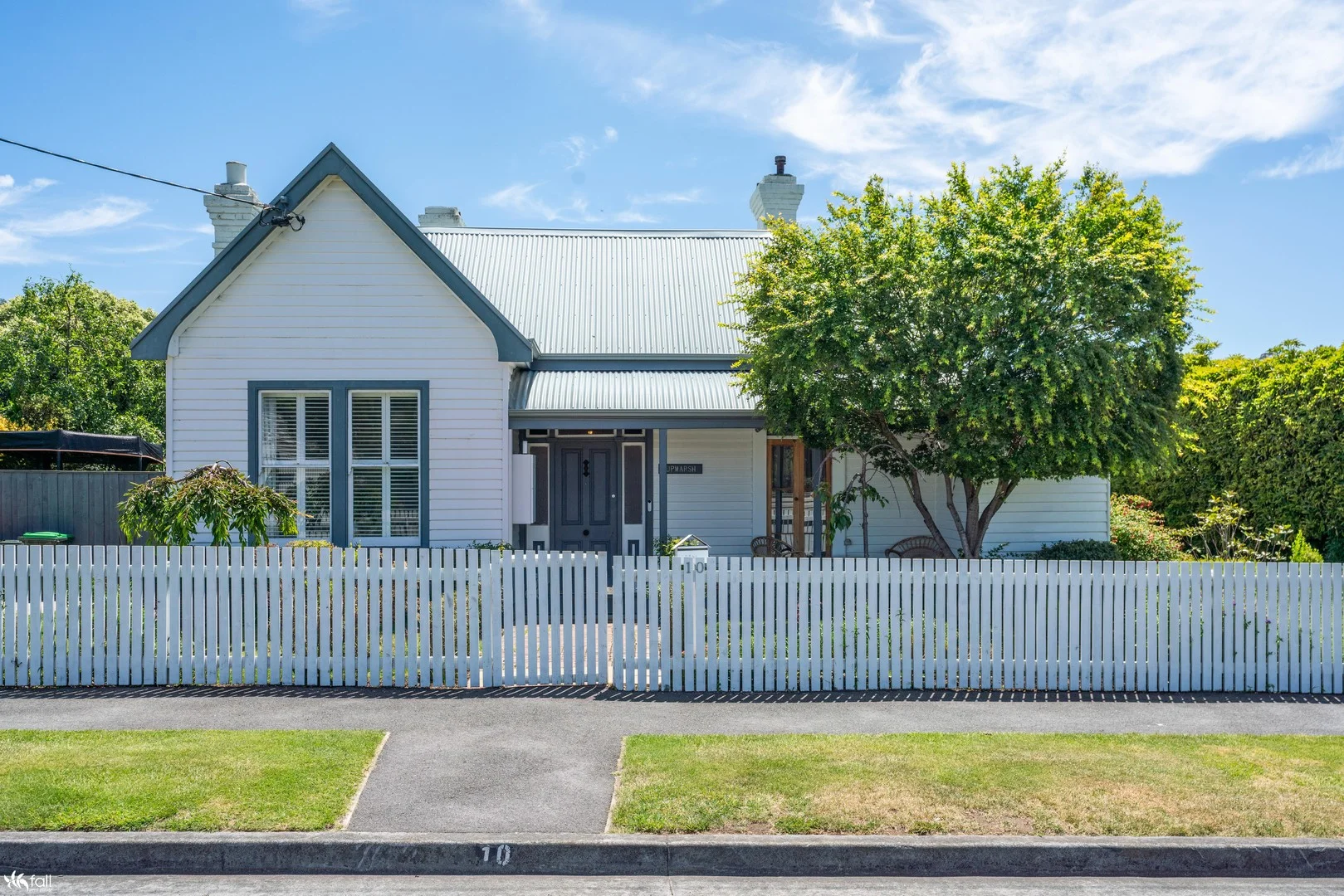 10 Beltana Street, Lindisfarne TAS 7015