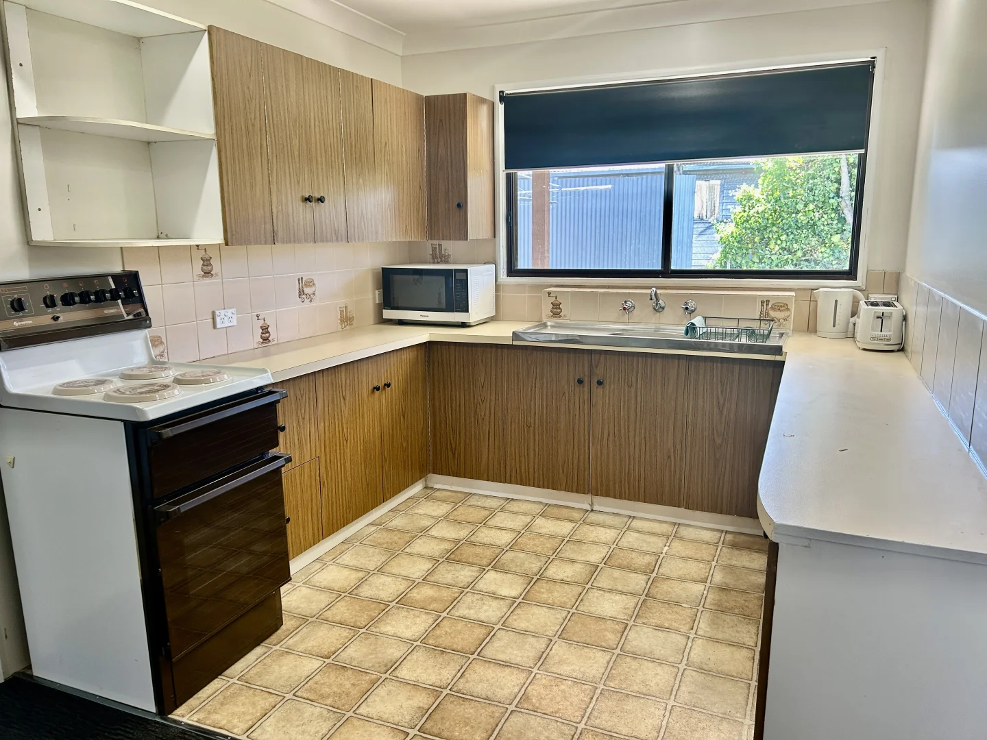 Additional image 2 of 1-6/98 Main Street, Junee NSW 2663
