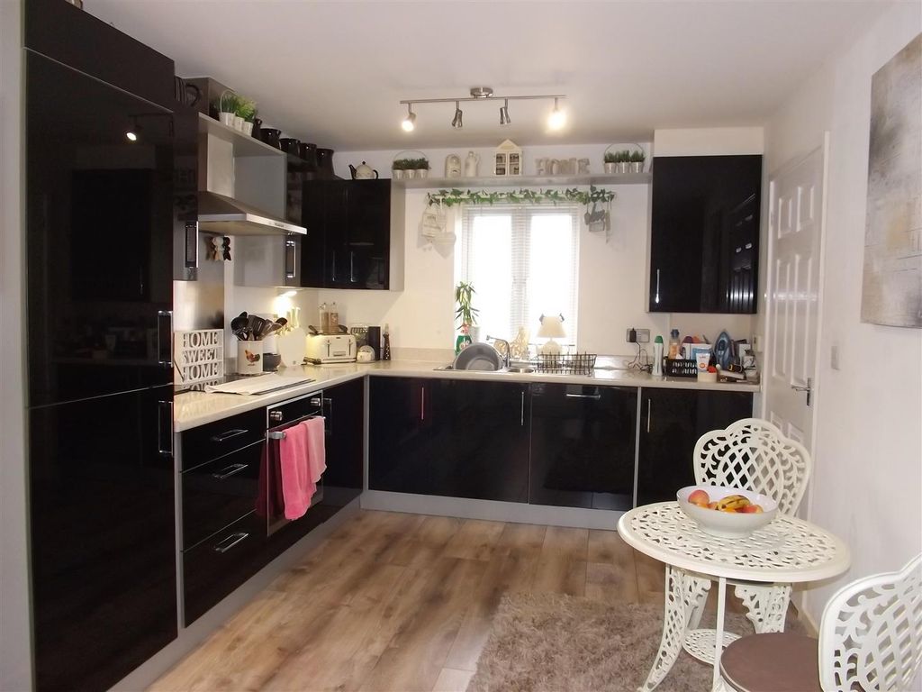 Additional image 5 of 3 bed semi-detached house to rentFettling Lane, Charlestown, St. Austell PL25