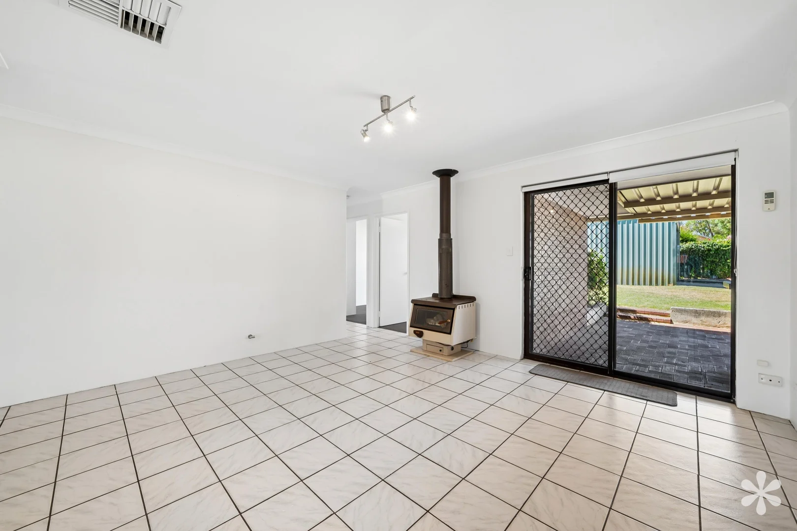 Additional image 4 of 33 Allamanda Drive, South Lake WA 6164
