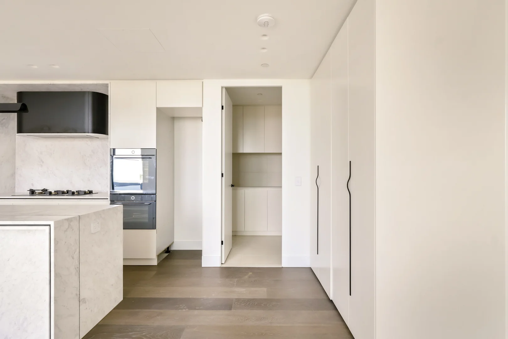 Additional image 8 of 404/451 Hampton Street, Hampton VIC 3188