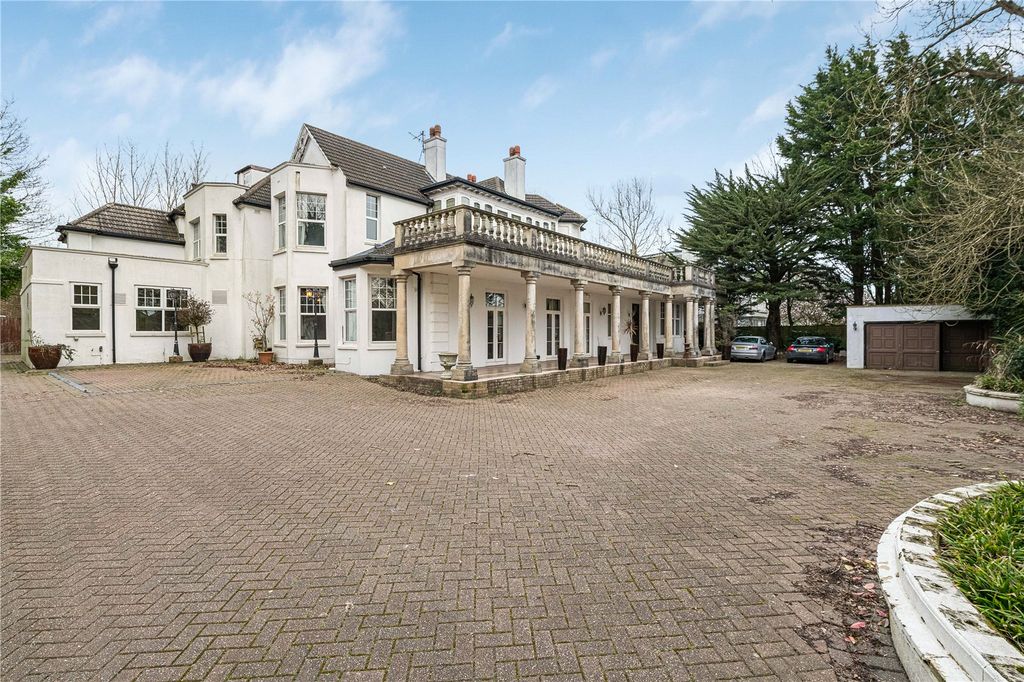 10 bed detached house to rentDyke Road Avenue, Brighton, East Sussex BN1