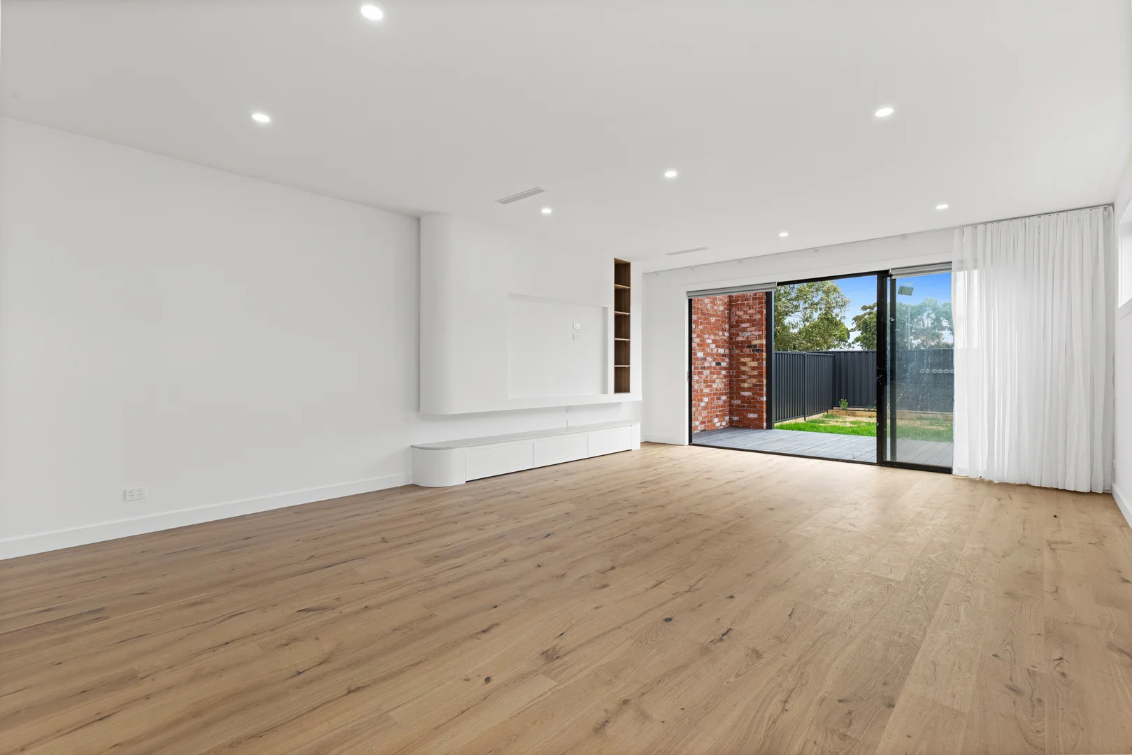 Additional image 4 of 1/20 Mirls St, Newport VIC 3015