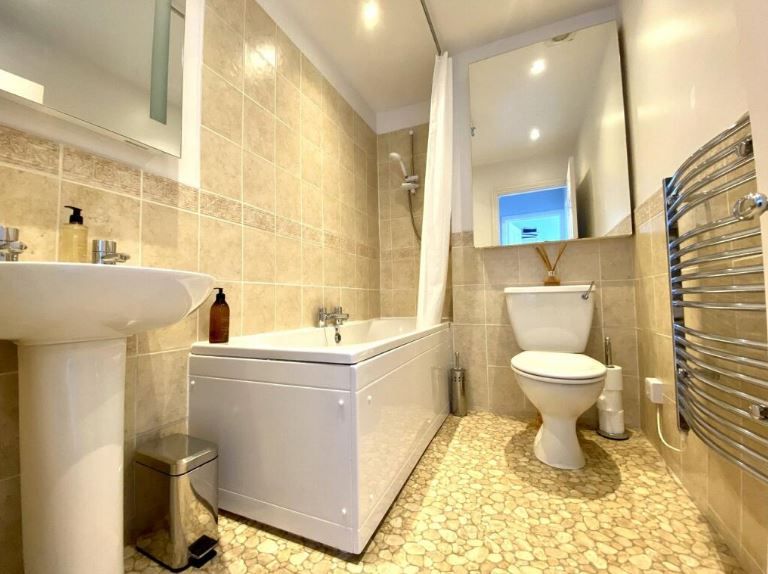 Additional image 7 of 2 bed flat to rentBrigstocke Terrace, Ryde PO33