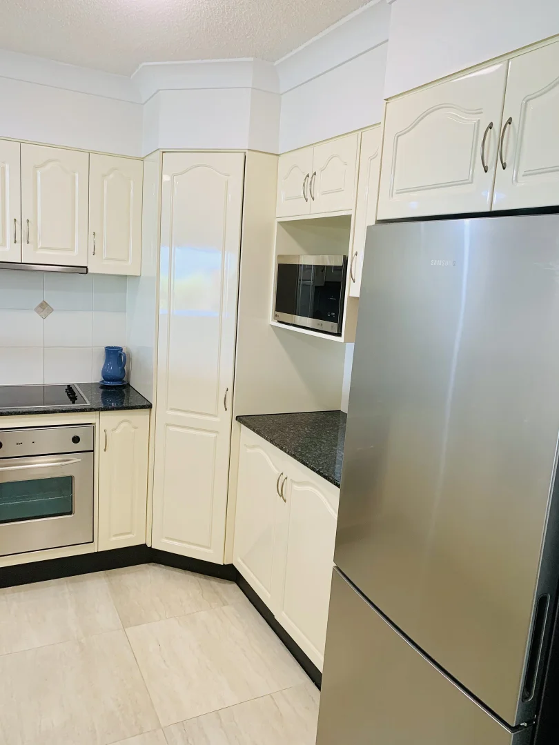 Additional image 20 of 5/94-98 Prince Edward Pde, Redcliffe QLD 4020
