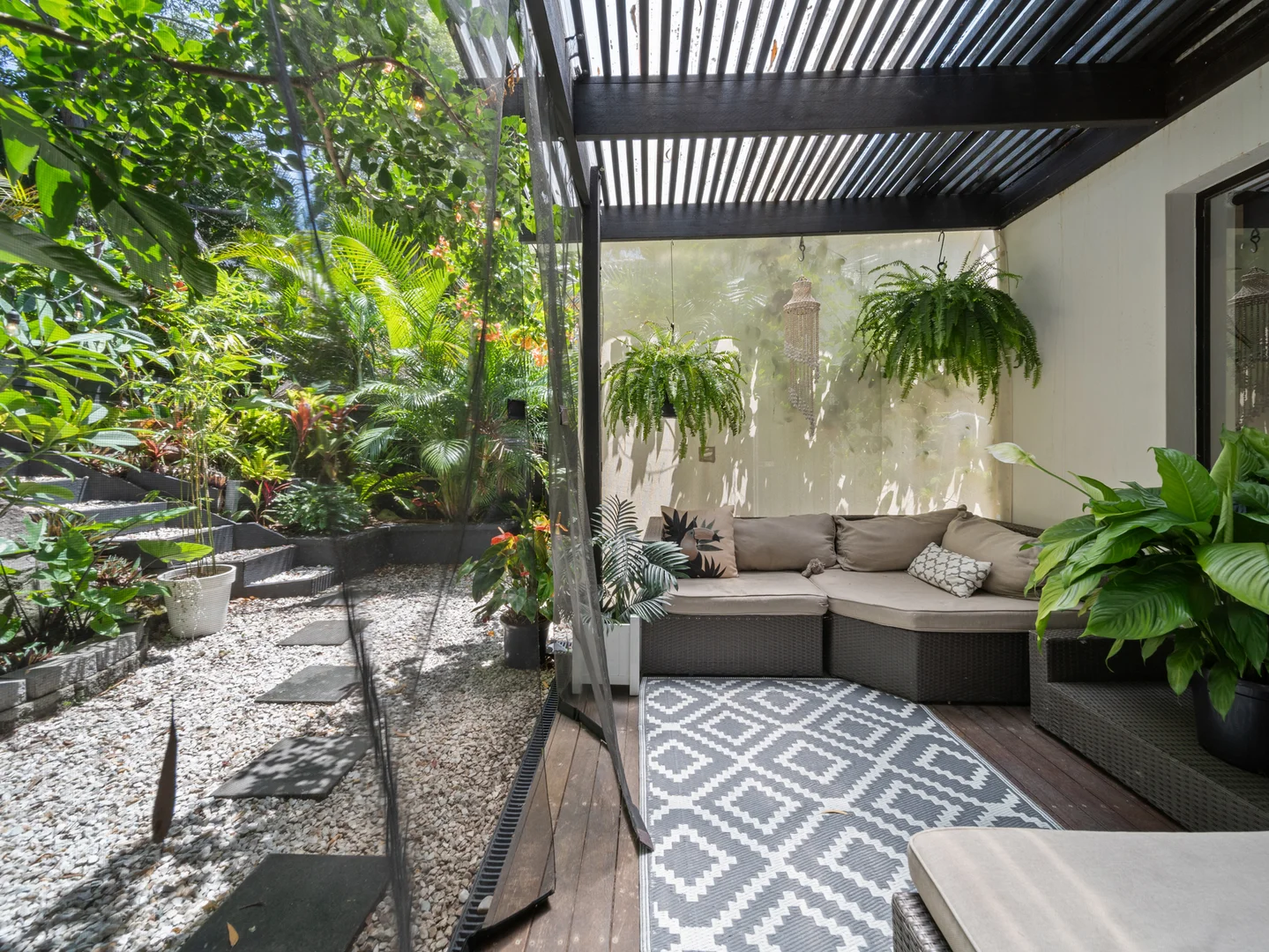 Additional image 11 of 2/20 Marybeth Crescent, Molendinar QLD 4214