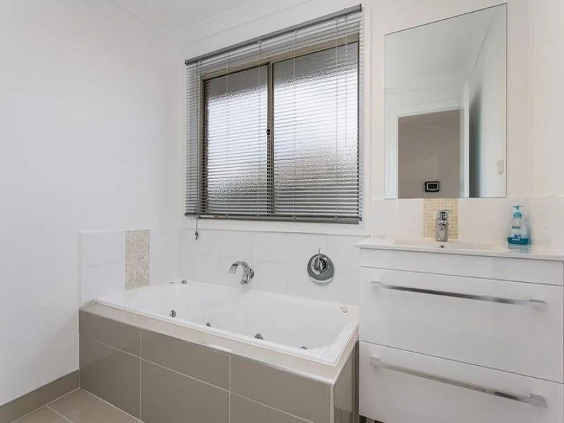Additional image 5 of 19 Belinda Close, Kurunjang VIC 3337