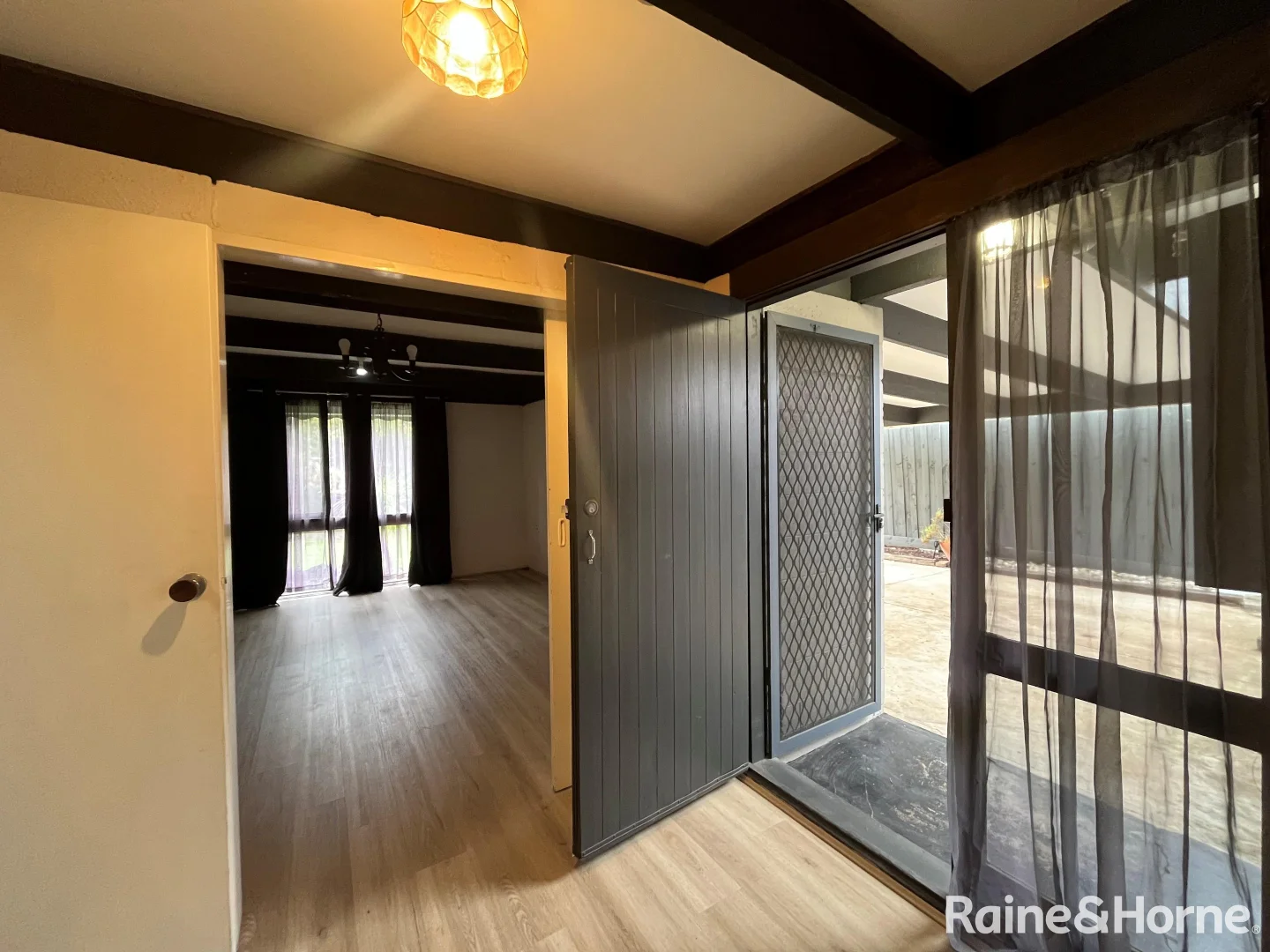 Additional image 2 of 7 Ashleigh Court, Kealba VIC 3021