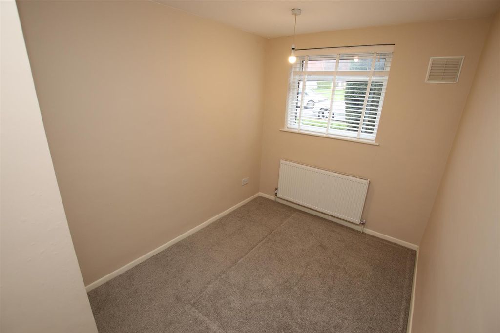 Additional image 8 of 2 bed flat to rentPaddock Close, South Darenth, Dartford DA4