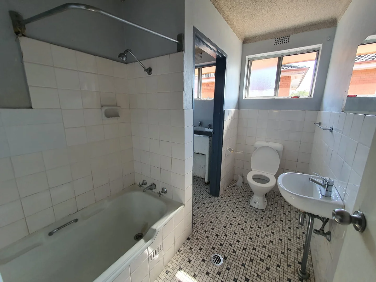 Additional image 6 of 47 Hamilton Road, Fairfield NSW 2165