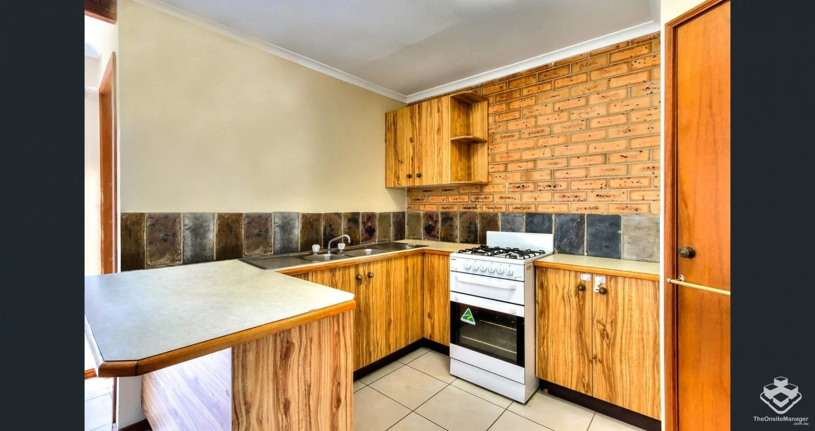 ID:21141016/188 Ewing Road, Woodridge QLD 4114