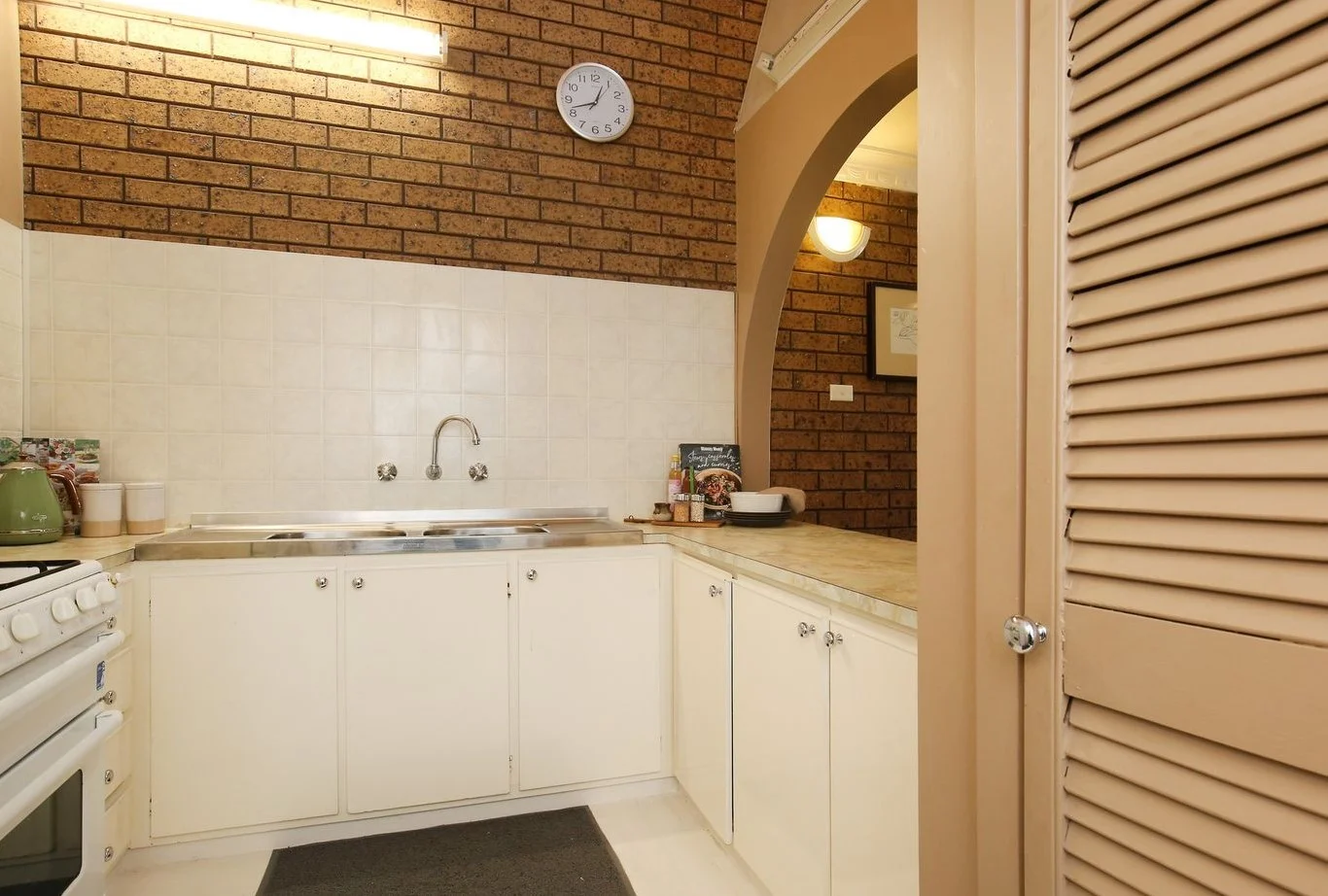 Additional image 3 of 6/1A Edgewood Close, Thomastown VIC 3074