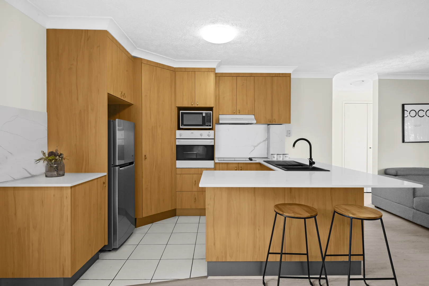 Additional image 3 of 4/2340 Gold Coast Highway, Mermaid Beach QLD 4218