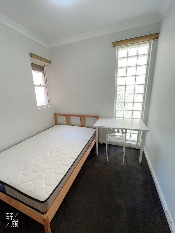 WeChat: KRL119 L1+L2/ 42 Willis st, Kingsford NSW 2032