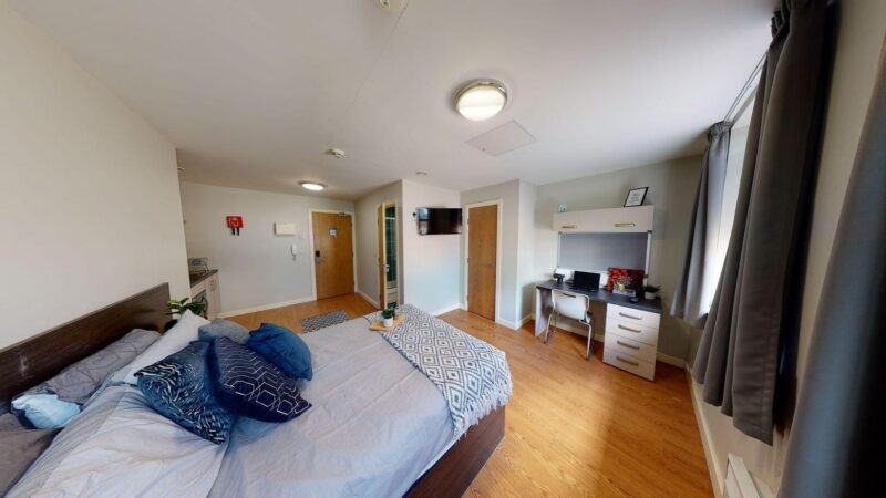 Studio Flat, Queen Street, S1, N1 7GU