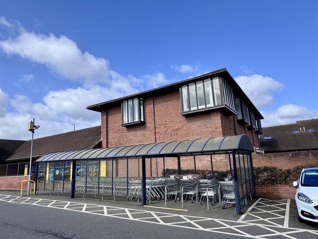 Additional image 12 of 2 bed flat to rentWoodstock Way, Caldicot NP26