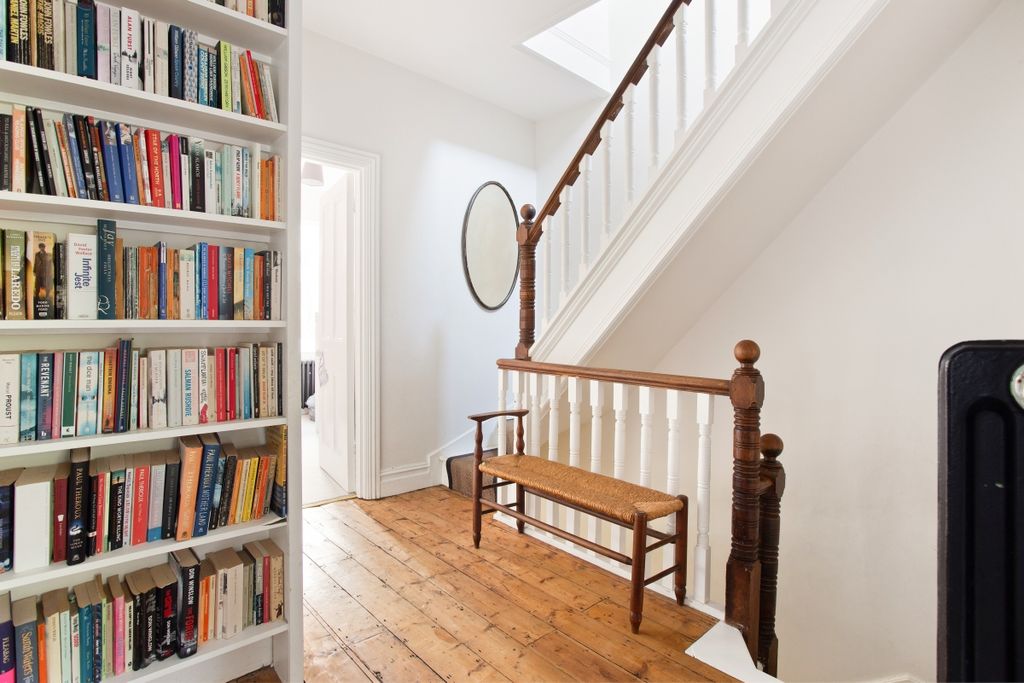 Additional image 8 of 4 bed semi-detached house to rentWarwick Park, Tunbridge Wells TN2