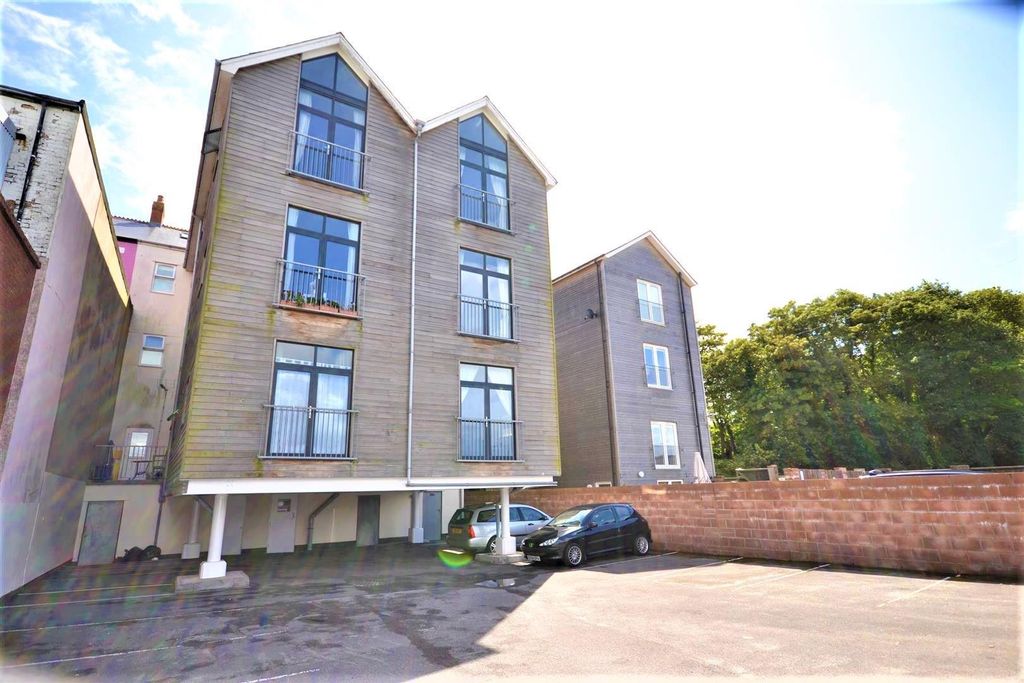 1 bed flat to rentPaget Road, Barry CF62