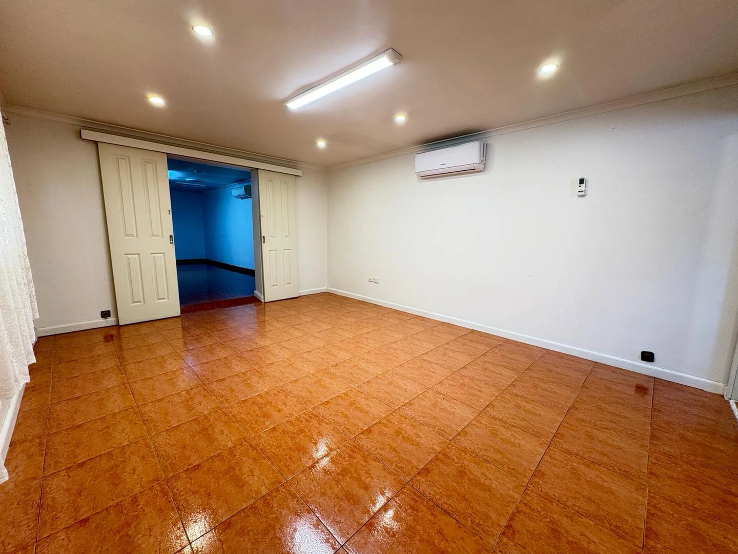 Additional image 2 of 9a Violet St, Roselands NSW 2196
