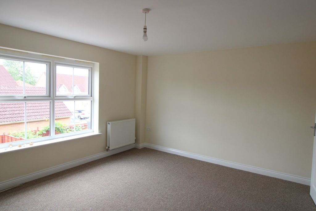 Additional image 5 of 3 bed property to rentChillingham Drove, Bridgwater TA6