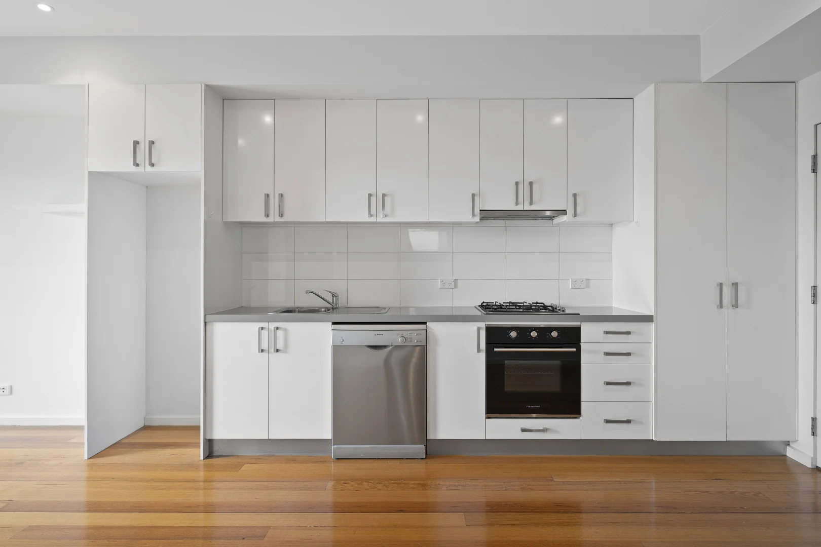 Additional image 3 of 2/99 Barton Street, Reservoir VIC 3073
