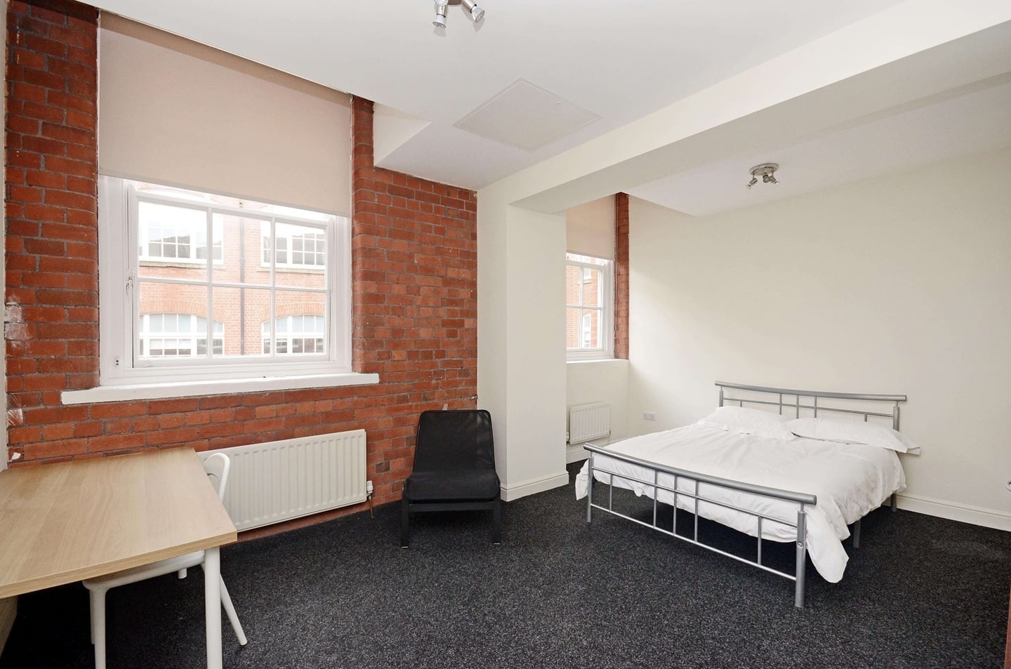 5 Bed Flat, Bells Square, S1, N1 7GU photo 4