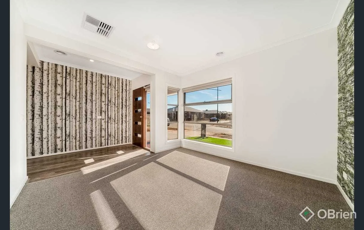 3 Bluff Avenue, Weir Views VIC 3338 photo 2