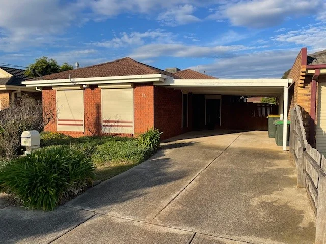14 Dixon Court, Altona Meadows VIC 3028