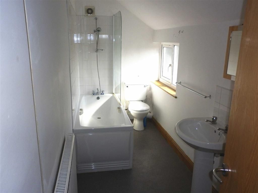 Additional image 6 of 1 bed flat to rentFlat 3, 117 Musters Road, West Bridgeford, Nottingham NG2