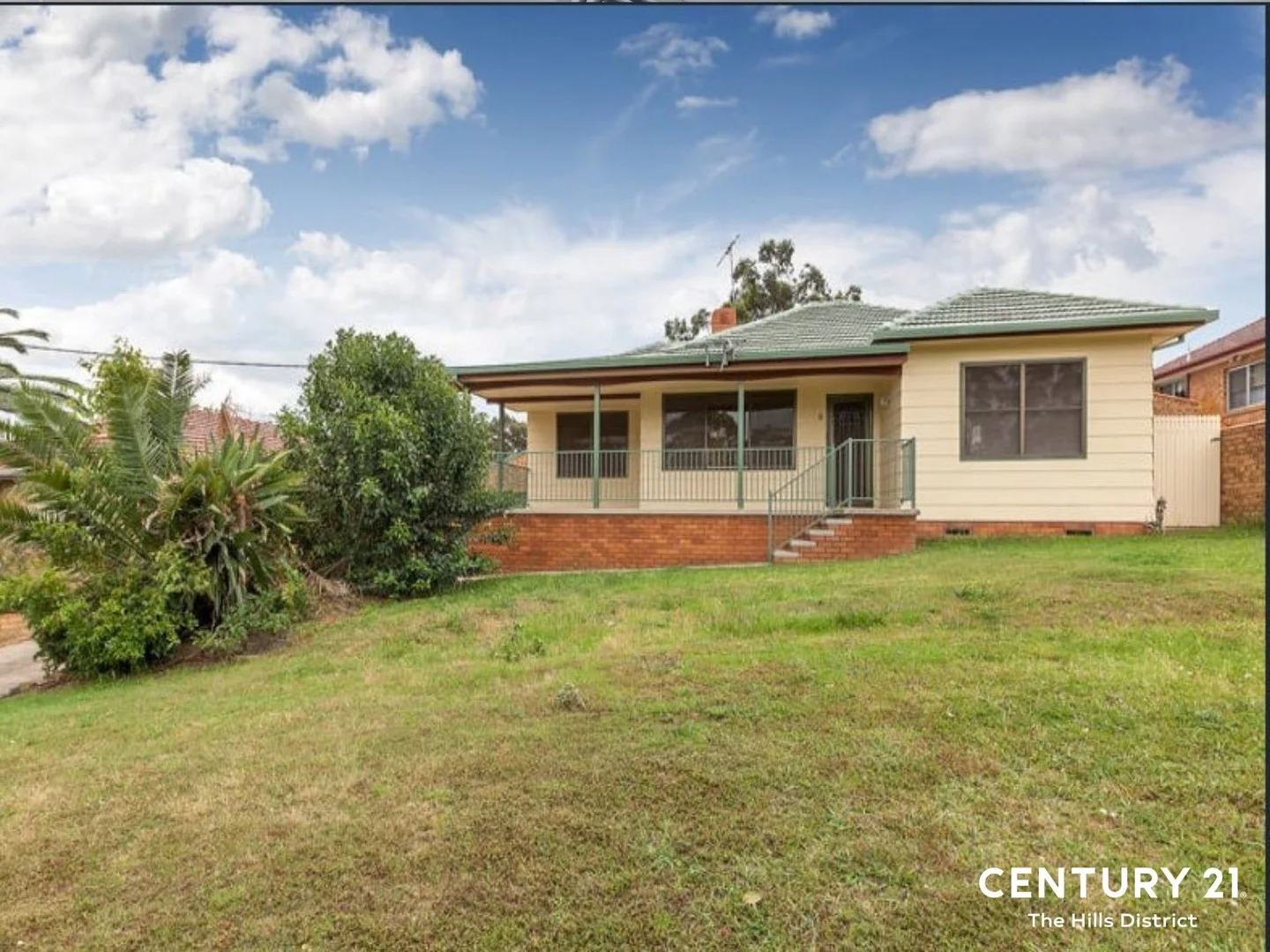 6 Genty Street, Campbelltown NSW 2560