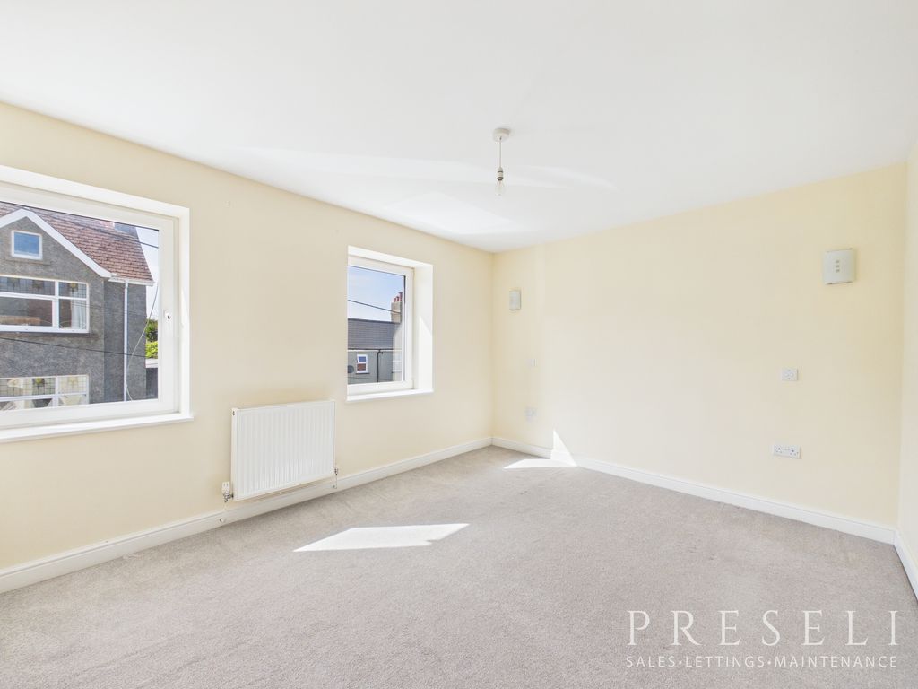 Additional image 6 of 2 bed terraced house to rentWallis Street, Fishguard SA65