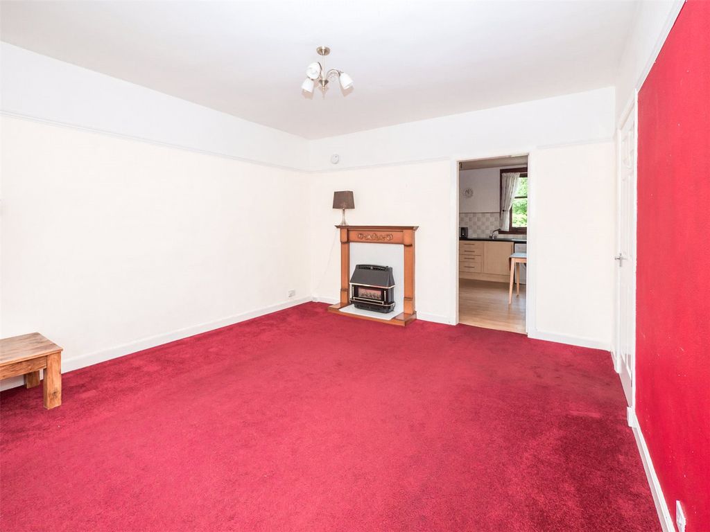 3 bed flat to rentEskview Road, East Lothian EH21 photo 5