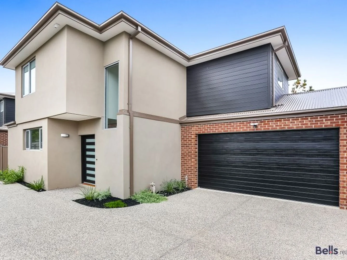 2/5 Clairmont Street, Albion VIC 3020