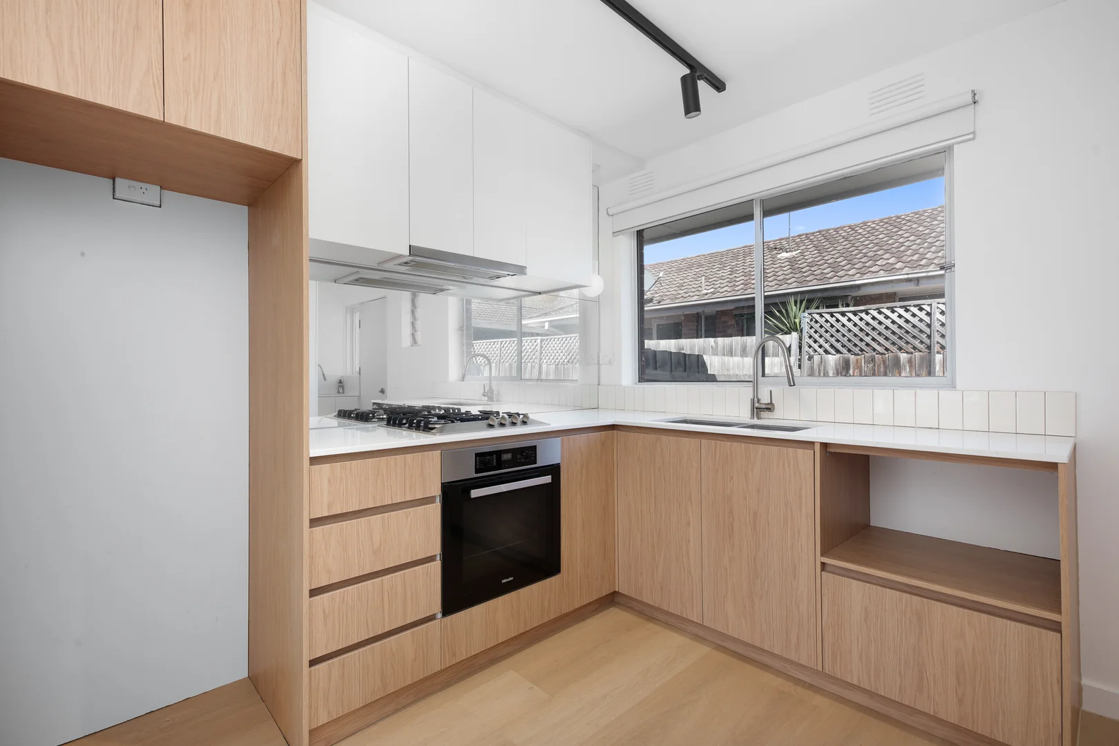 Additional image 5 of 3/5-7 Radcliff Avenue, Cheltenham VIC 3192