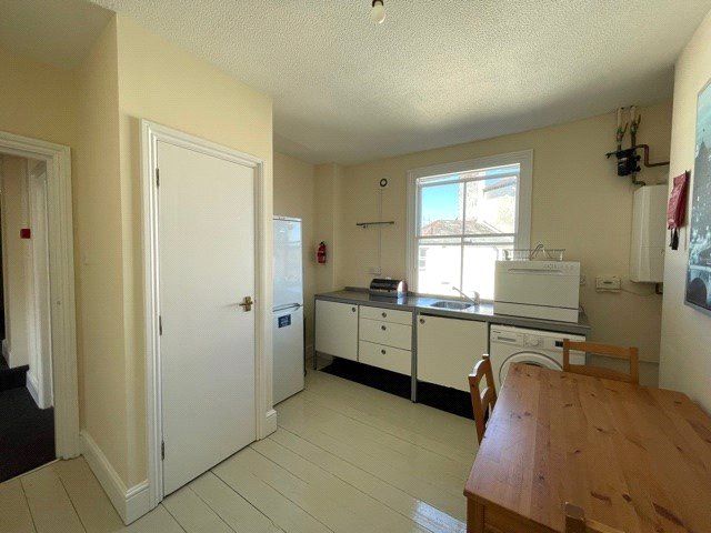 Additional image 2 of 3 bed shared accommodation to rentOxford Street, Southampton, Hampshire SO14