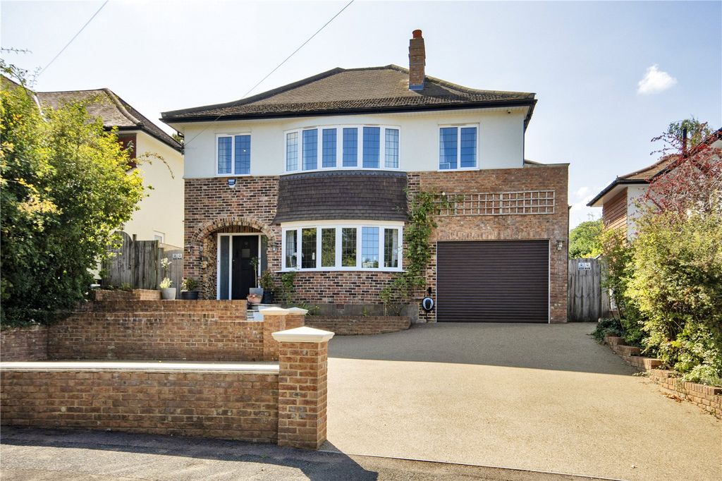 6 bed detached house to rentRedlands Road, Sevenoaks, Kent TN13
