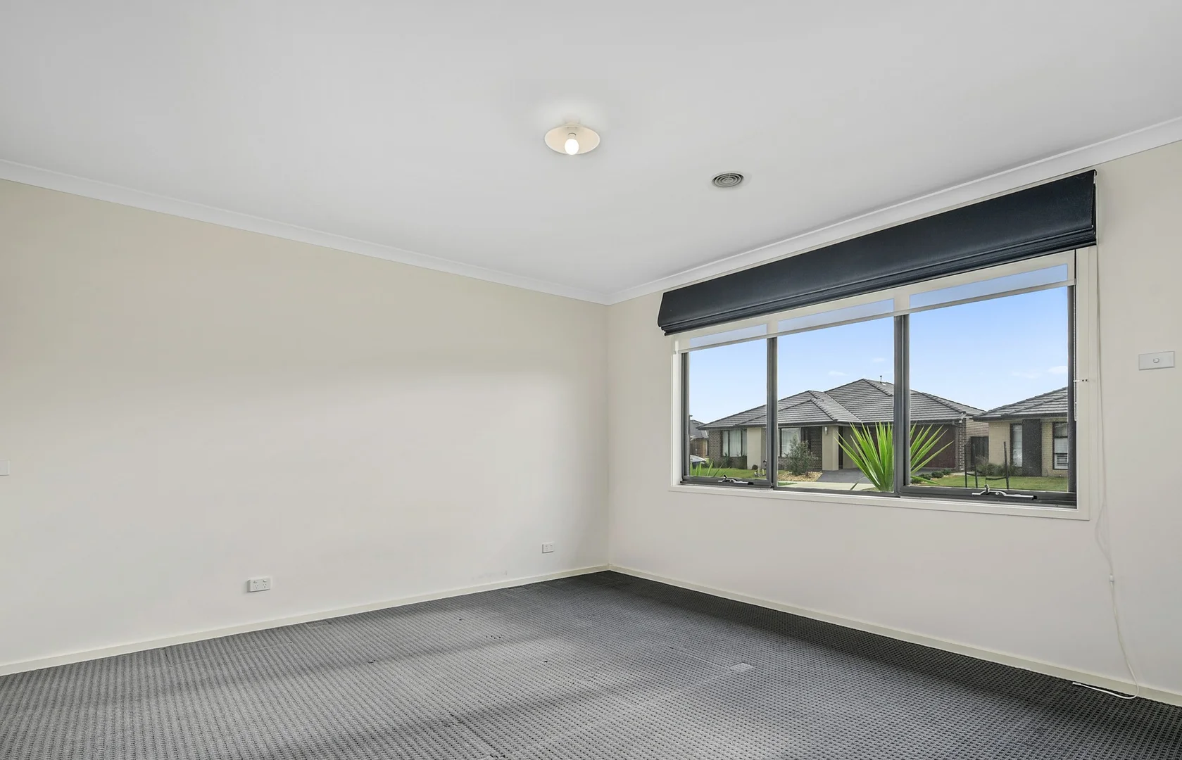 Additional image 5 of 50 Glenrose Boulevard, Clyde North VIC 3978