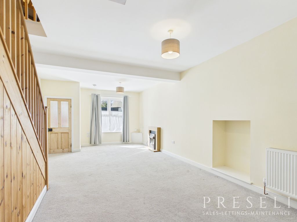 Additional image 2 of 2 bed terraced house to rentWallis Street, Fishguard SA65