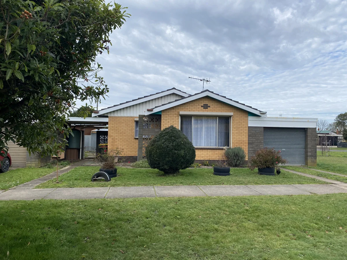 84 Victoria Street, Cobden VIC 3266