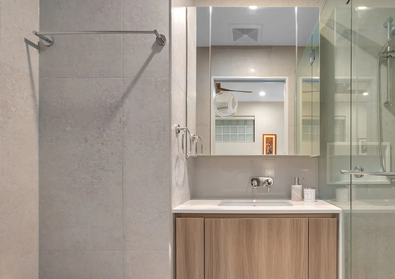 Additional image 16 of 203/8 Colton St, Highgate Hill QLD 4101