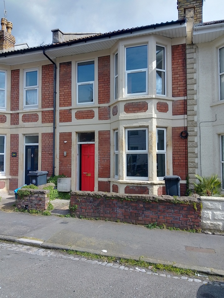3 Bed Terraced House, Paultow Road, BS3, N1 7GU