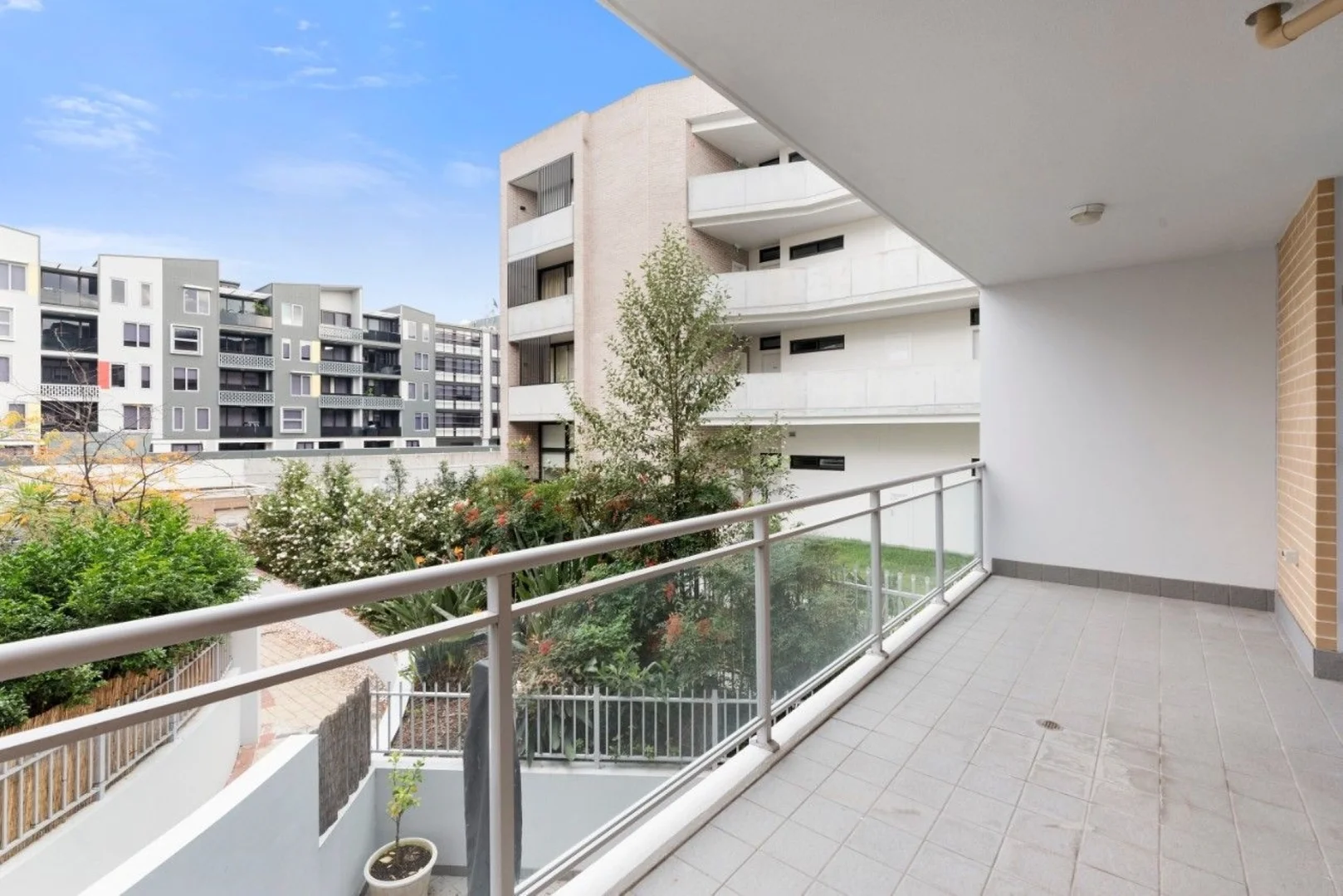 Additional image 9 of 102/25-33 Allen Street, Waterloo NSW 2017