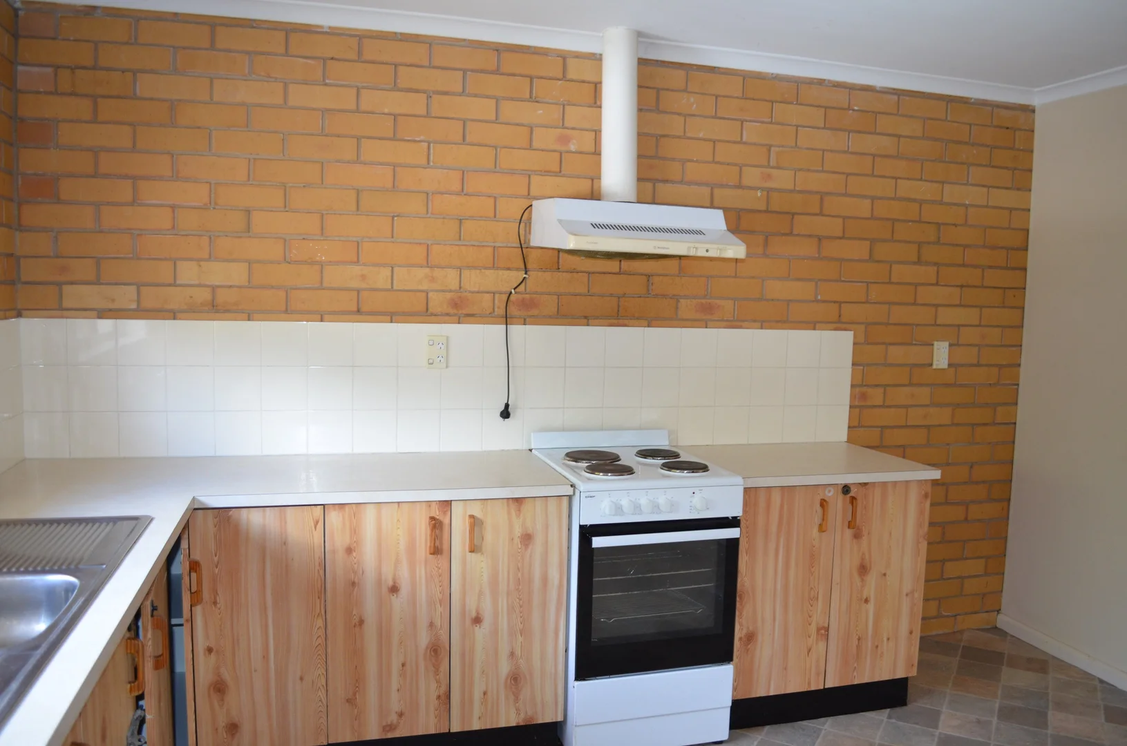 3/32 Blackett Ave, Young NSW 2594 photo 5