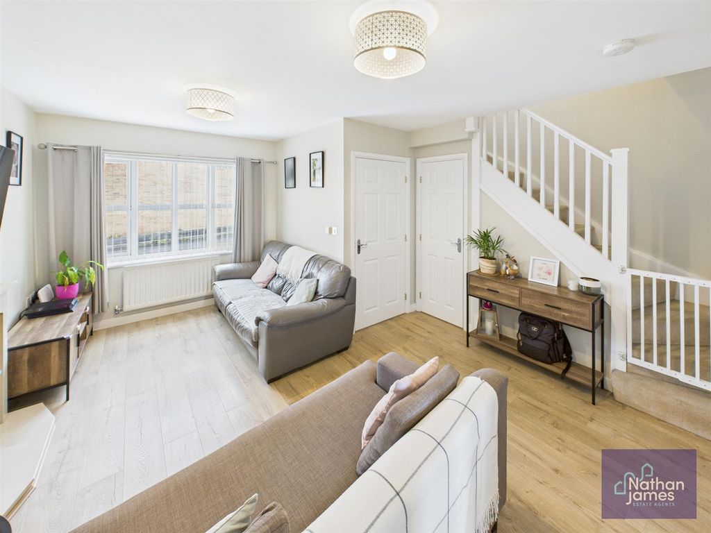 Additional image 5 of 3 bed semi-detached house to rentHeol Teifi, Caldicot NP26