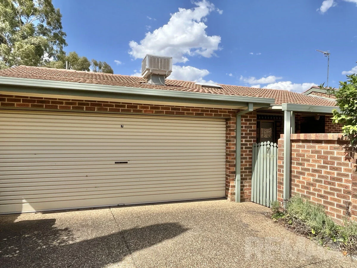 7/438 Kooringal Road, Kooringal NSW 2650
