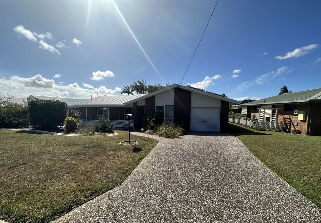 15 Watford Street, Telina QLD 4680
