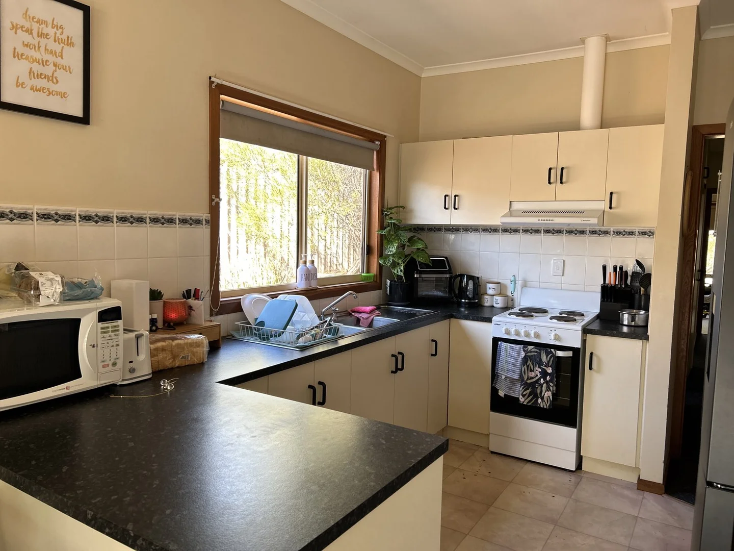 Additional image 3 of 1B Wilaroo Street, Roxby Downs SA 5725