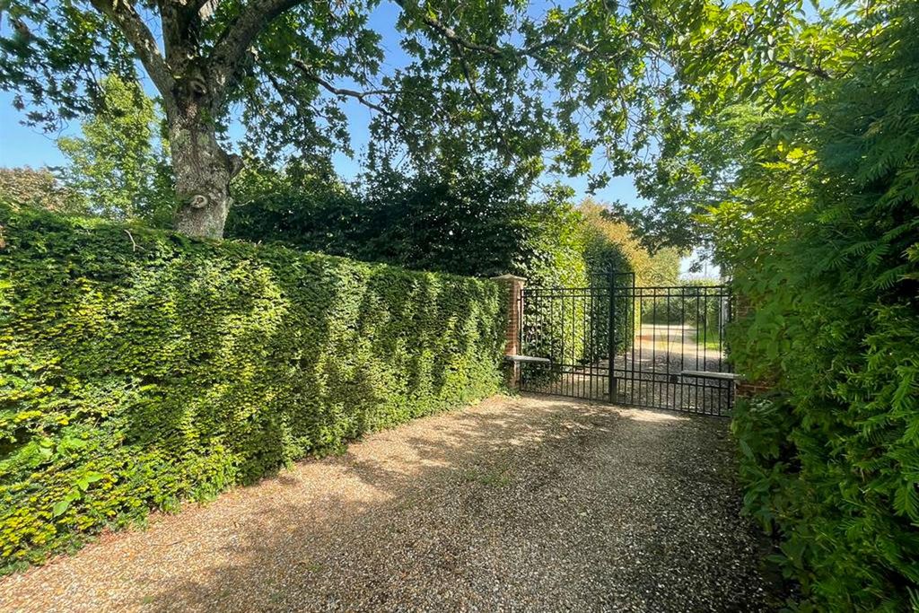 Additional image 13 of 5 bed country house to rentHarbridge Court, Somerley BH24