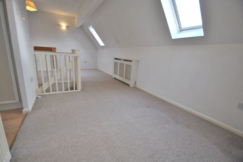 Additional image 6 of 1 bed property for saleThe Cloisters, Bishops Cleeve, Cheltenham GL52
